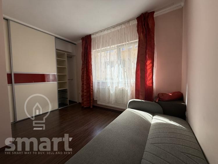 Apartament cu 4 camere semidecomandat în Bună Ziua