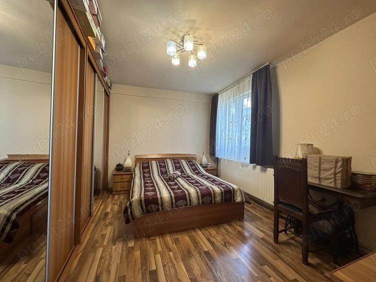 Apartament cu 3 camere decomandat în Ultracentral
