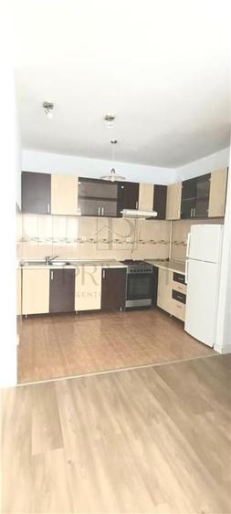 Apartament cu 2 camere decomandat, mobilat în Torontalului