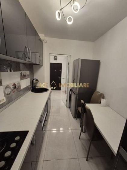 Apartament cu 2 camere decomandat, mobilat în Alexandru Obregia