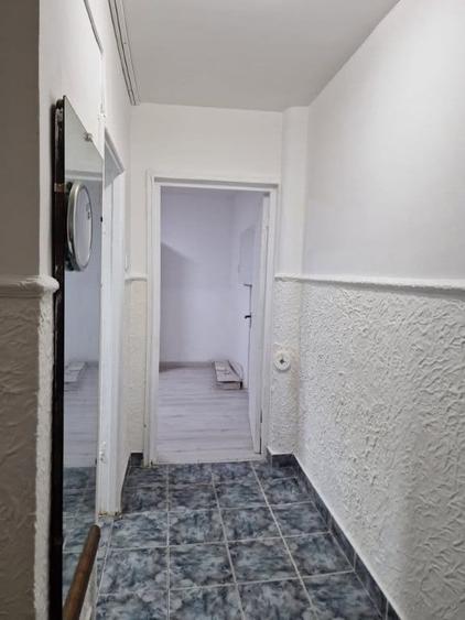 Apartament cu 2 camere decomandat în Astra — fotografia 3