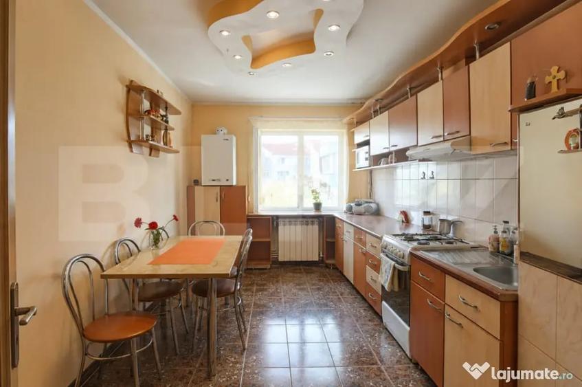 Apartament cu 2 camere semidecomandat în Central