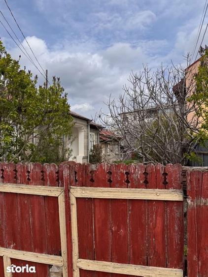 Casă cu 4 camere cu Teren 180 Mp în Autogară