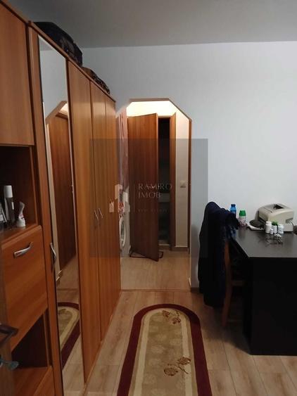 Apartament cu 2 camere semidecomandat în Progresul