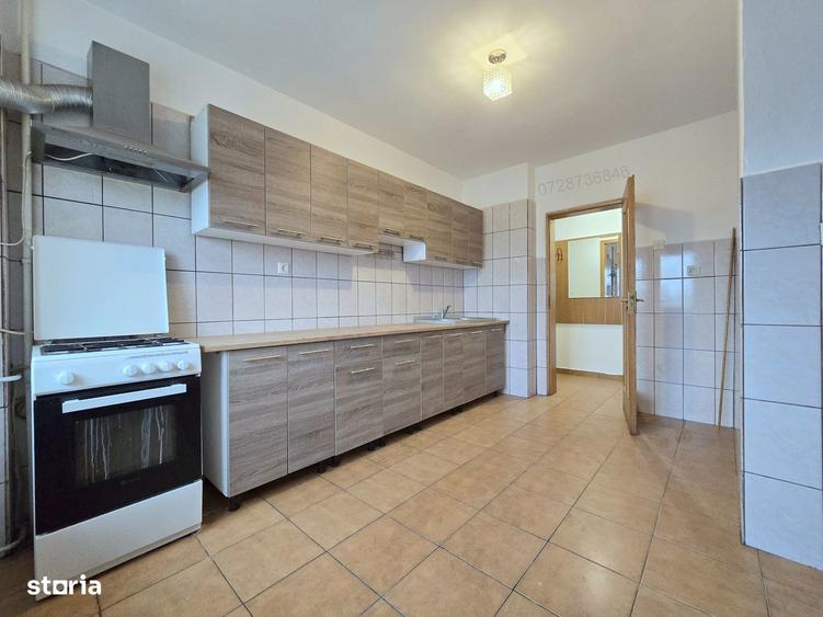 Apartament cu 5 camere în Centrul Civic