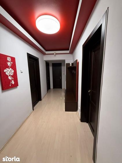 Apartament cu 3 camere, mobilat în Vitan