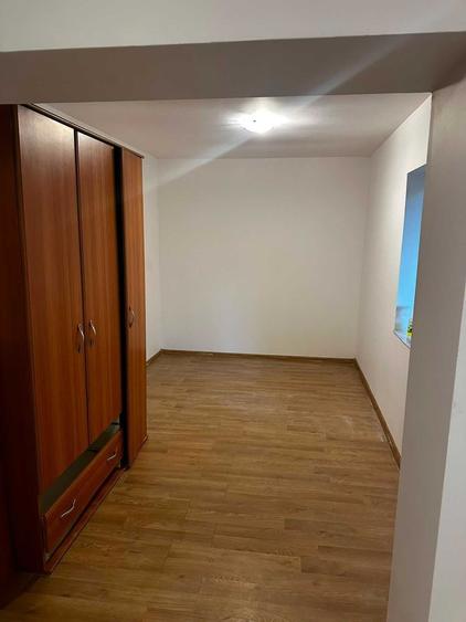 Casă cu 2 camere cu Teren 60 Mp în Central