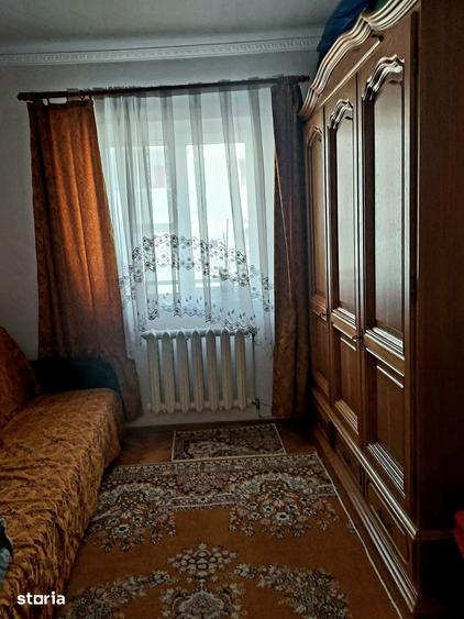 Apartament cu 3 camere decomandat în George Enescu