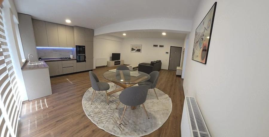 Apartament cu 2 camere decomandat în Triaj