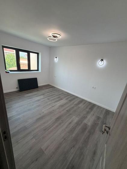 Apartament cu 3 camere decomandat în Ultracentral