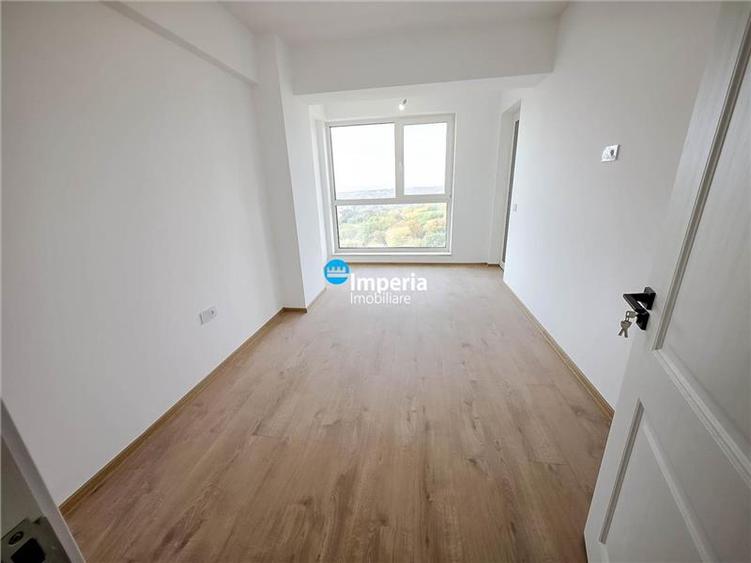 Apartament cu 3 camere decomandat în Copou