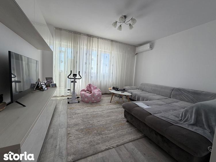 Apartament cu 3 camere decomandat în Central