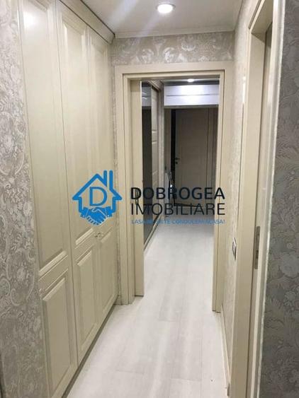 Apartament cu 3 camere decomandat, mobilat în Babadag