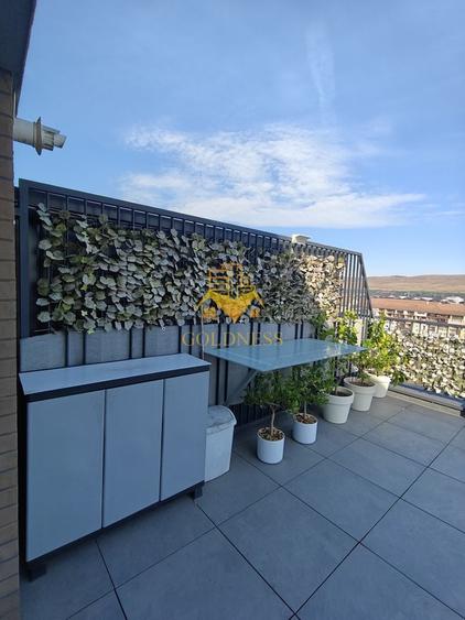 Apartament cu 2 camere semidecomandat, mobilat în Florești