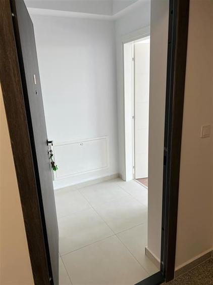 Apartament cu 3 camere decomandat în Rahova