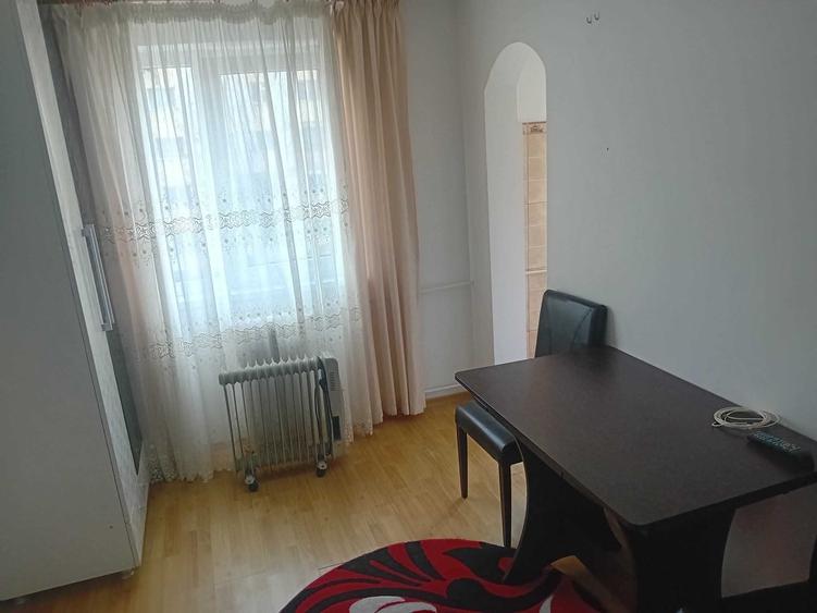 Garsonieră semidecomandată în Central