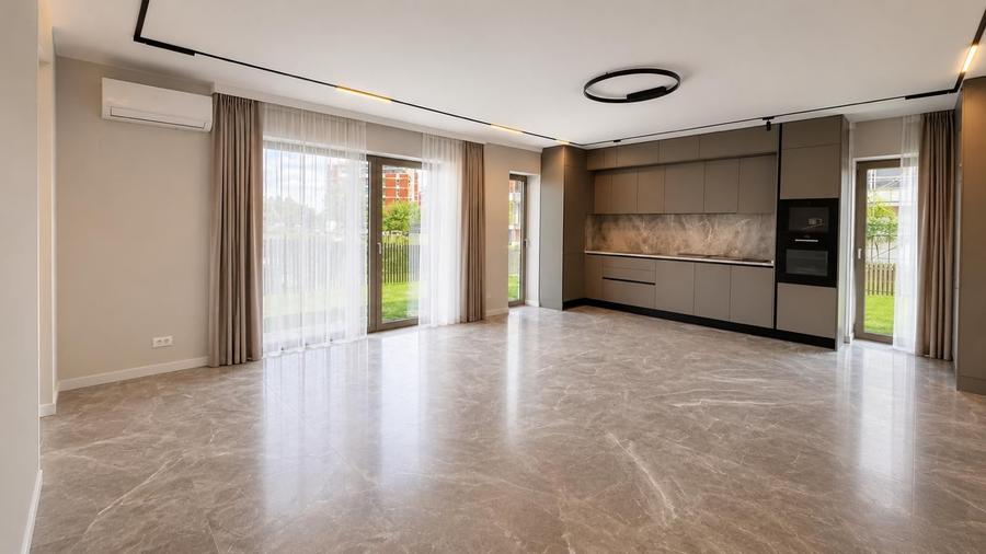 Apartament cu 3 camere decomandat, mobilat în Băneasa