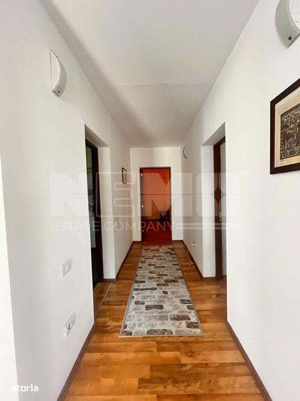 Casă cu 4 camere cu Teren 2400 Mp în Volovăț