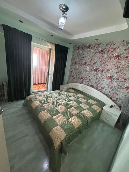Apartament cu 2 camere decomandat în Uiești