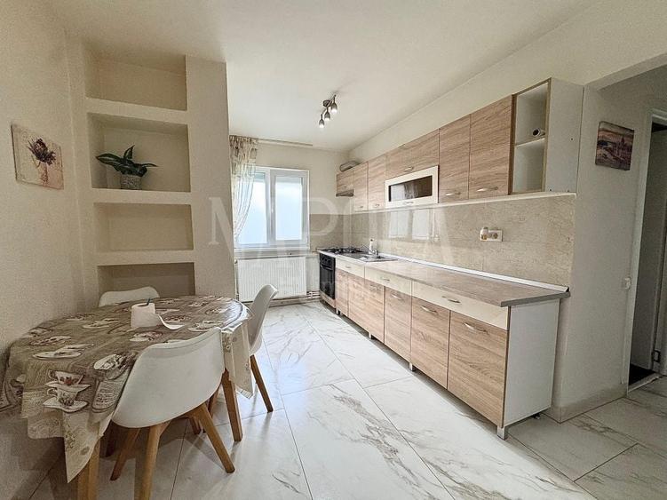 Apartament cu 3 camere semidecomandat în Mănăștur