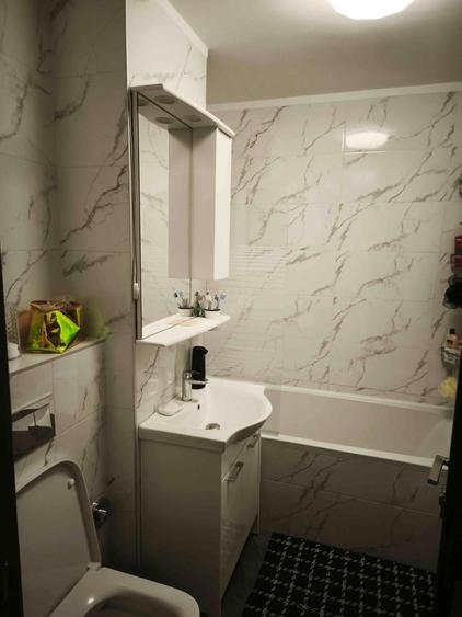 Apartament cu 3 camere decomandat în Tudor — fotografia 1