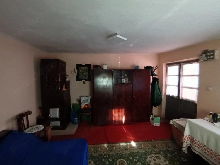 Casă cu 3 camere cu Teren 1736 Mp în Martalogi