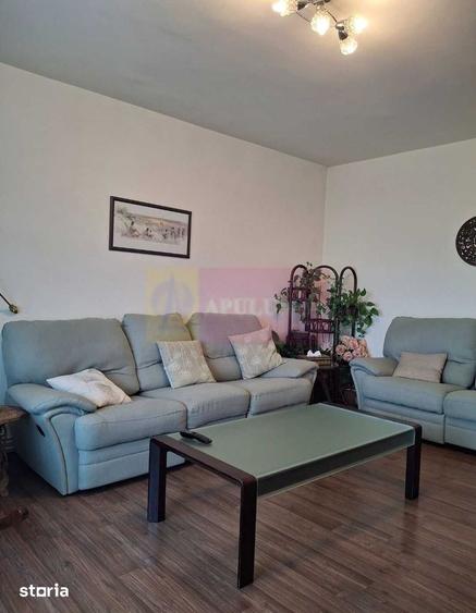 Apartament cu 4 camere, mobilat în Titan