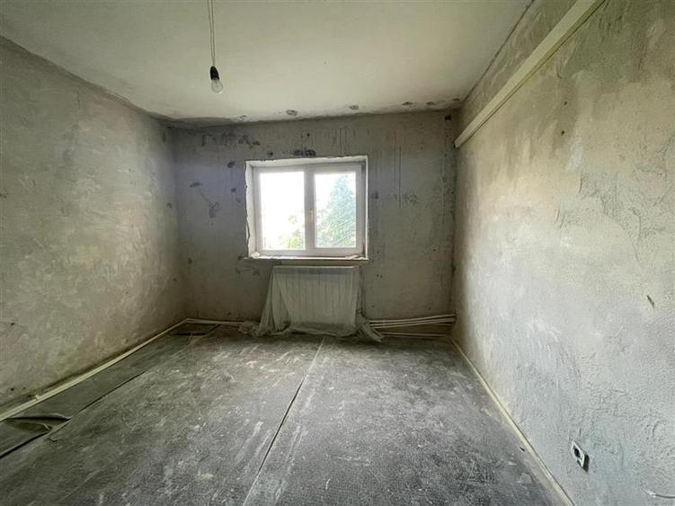 Apartament cu 2 camere decomandat în E3