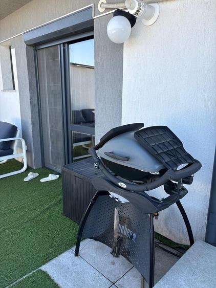 Penthouse cu 3 camere decomandat, mobilat în Dobroești