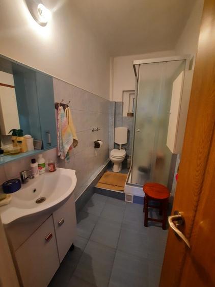 Casă individuală cu 4 camere cu Canalizare în Gara Veche