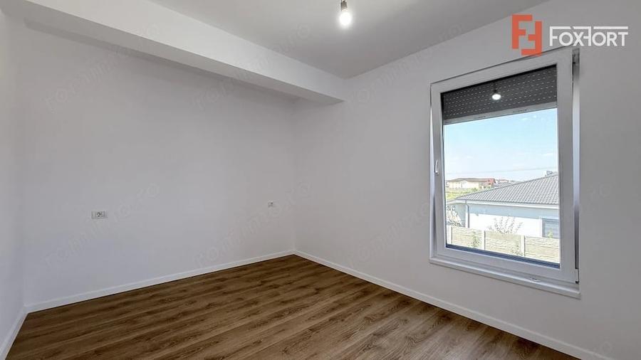 Duplex de vanzare, 5 camere despartit, cu toate utilitatile zona LIDL - Mosnita - 2