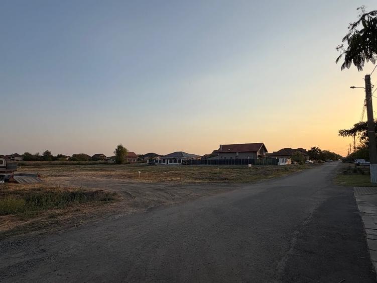 Teren Construcții intravilan de 528 mp, în Săcălaz