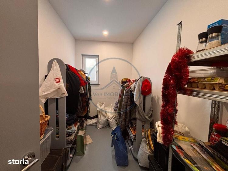 Casă cu 4 camere în Arcalia