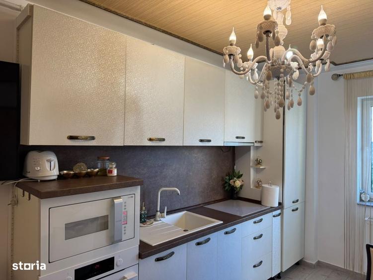 Apartament cu 3 camere în Bartolomeu