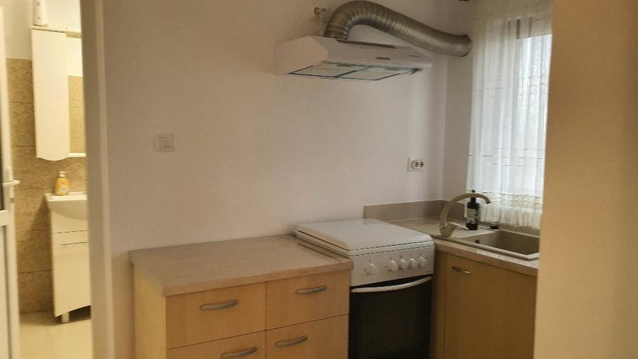 Casă cu 2 camere cu Teren 1100 Mp în Brodoc