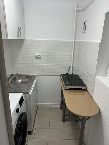 Apartament cu 2 camere decomandat în Exterior Vest