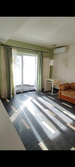 Apartament cu 4 camere decomandat în Vitan Mall