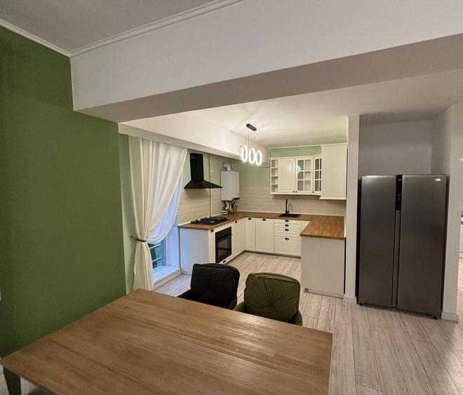 Apartament cu 2 camere decomandat, mobilat în Băneasa