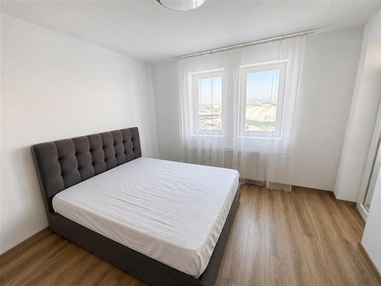 Apartament cu 2 camere decomandat, mobilat în Industrial Est