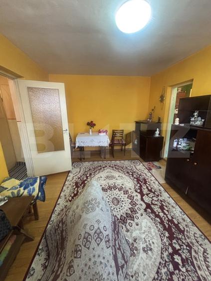 Apartament cu 2 camere semidecomandat, mobilat în Șimleu Silvaniei