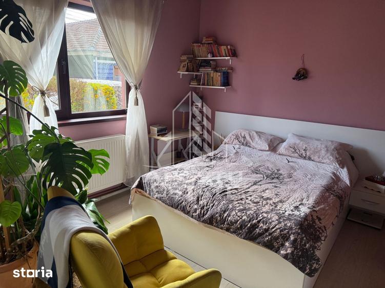Casă cu 6 camere cu Teren 250 Mp în Ghiroda