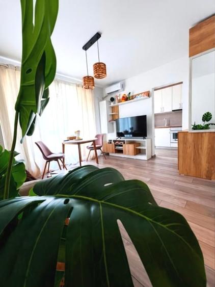 Apartament cu 2 camere semidecomandat, mobilat în 1 Decembrie 1918