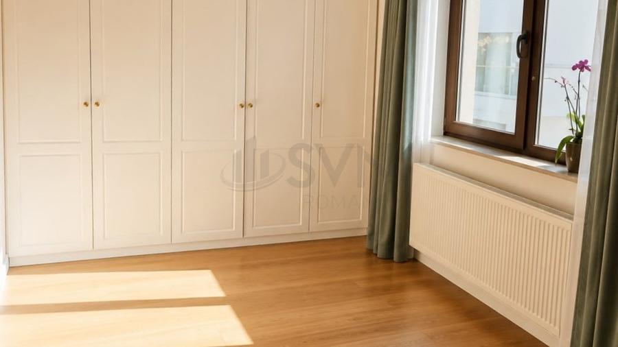 Apartament cu 3 camere decomandat, mobilat în P-ța Victoriei