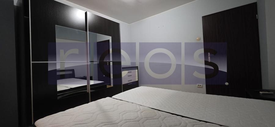 Apartament cu 3 camere decomandat, mobilat în Nerva Traian