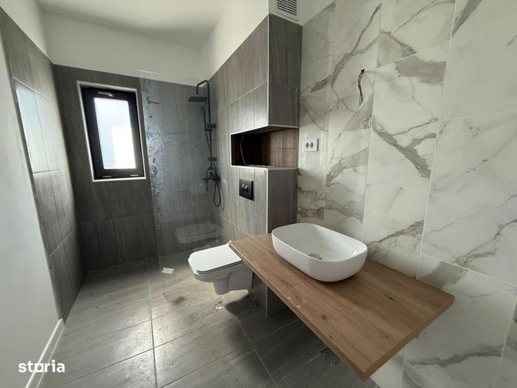 Apartament cu 2 camere, mobilat în Central