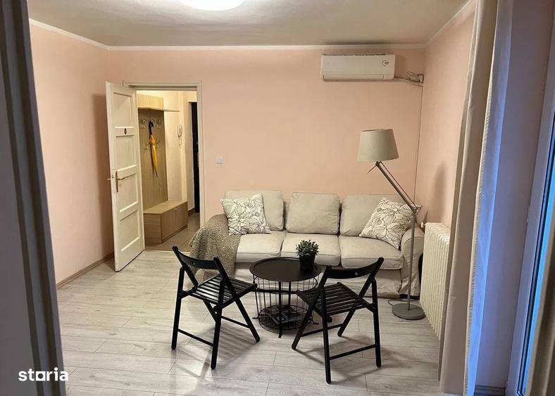 Apartament cu 2 camere în Romană