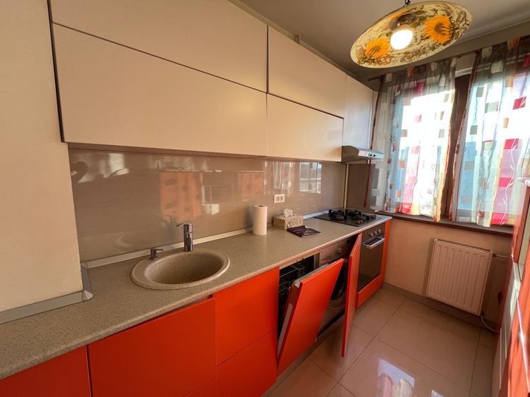 Apartament cu 2 camere în Grivița