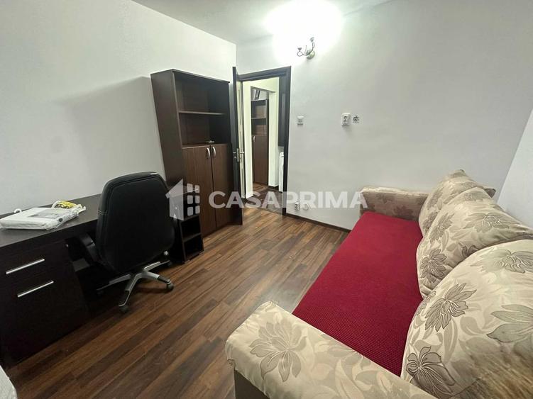 Apartament cu 2 camere semidecomandat în Dacia