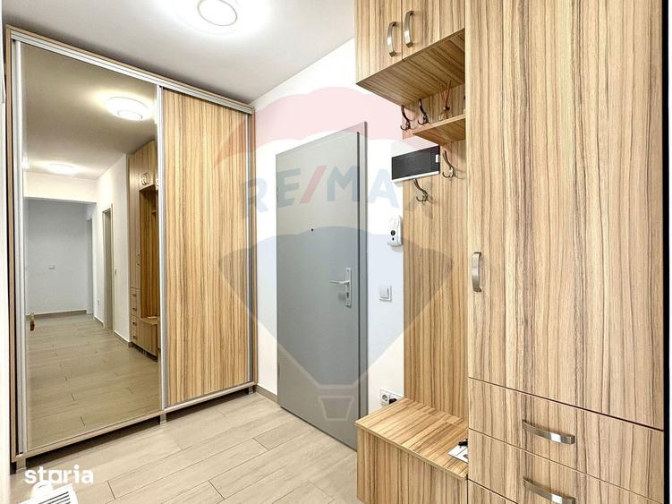 Apartament cu 3 camere decomandat, mobilat în Tractorul