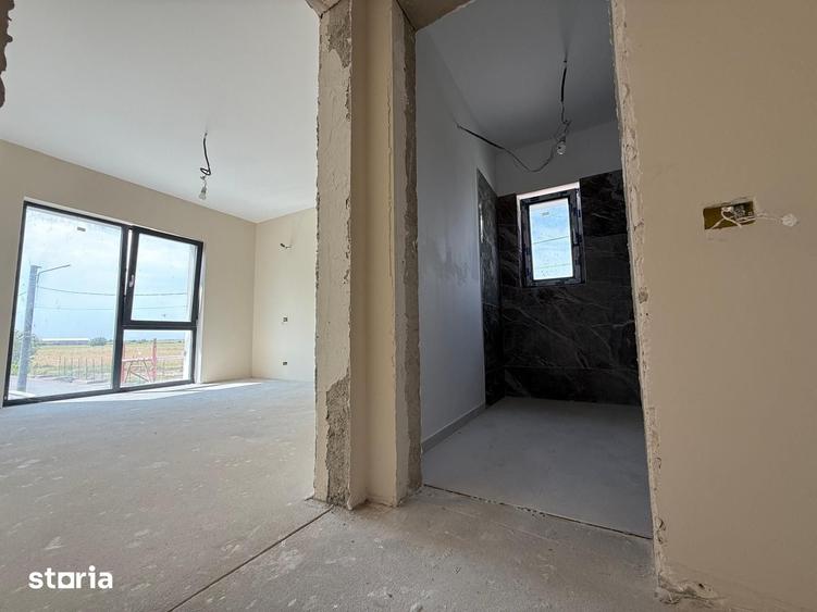 Casă cu 4 camere cu Teren 419 Mp în Corbeanca
